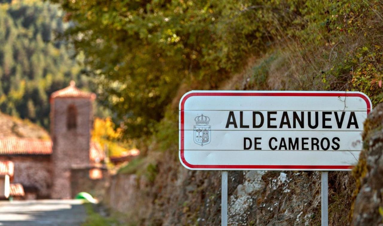 Posada De Urreci Aldeanueva de Cameros Εξωτερικό φωτογραφία
